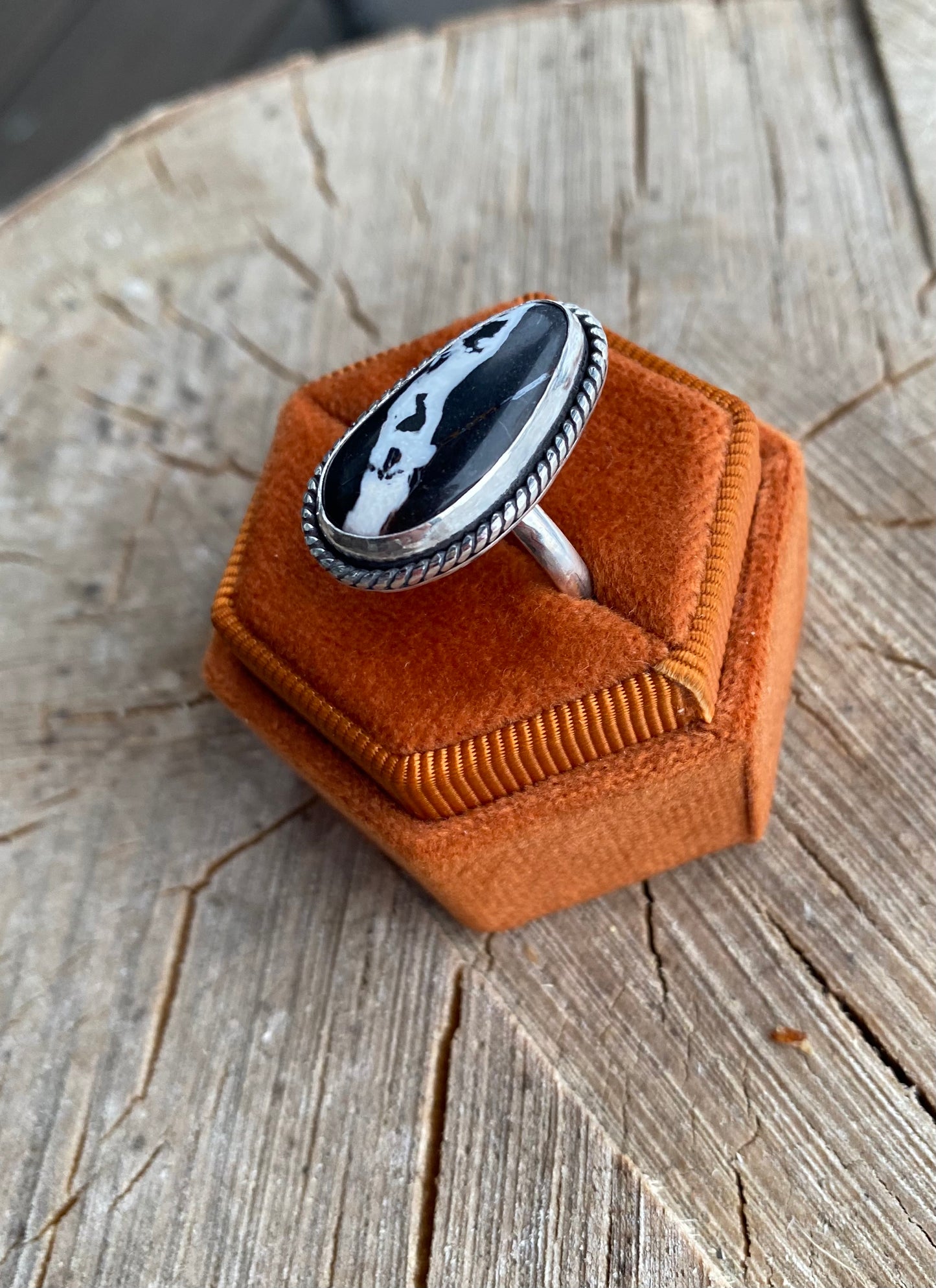 White Buffalo Turquoise Cowboy Ring | size 8