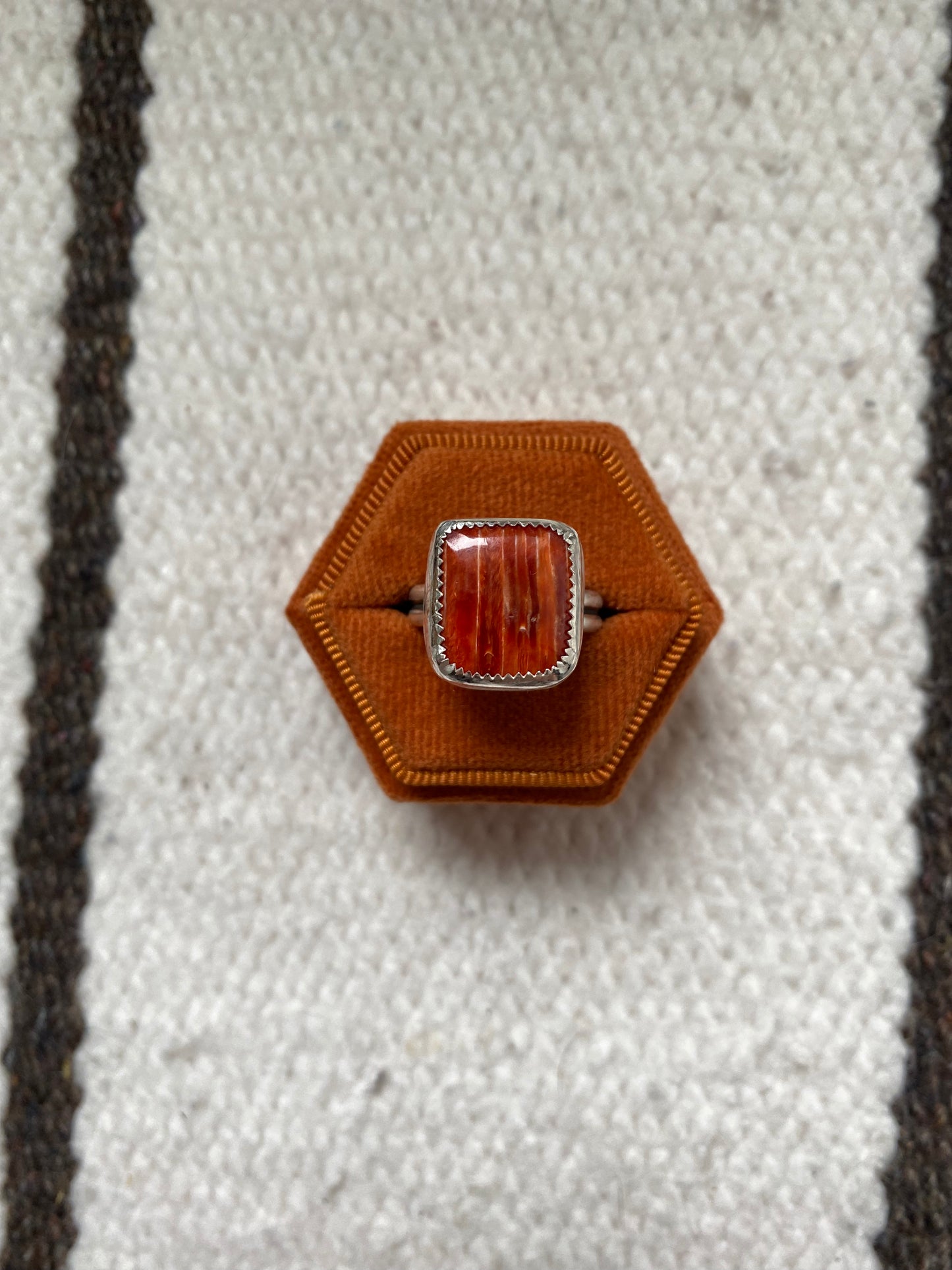 Spiny Oyster Ring | size 9 1/4